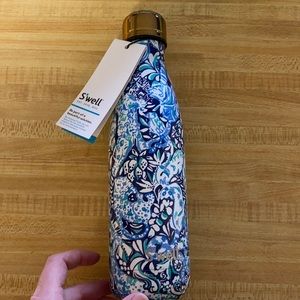 NWT. Lilly Pulitzer Swell. Royale purple 60 animals